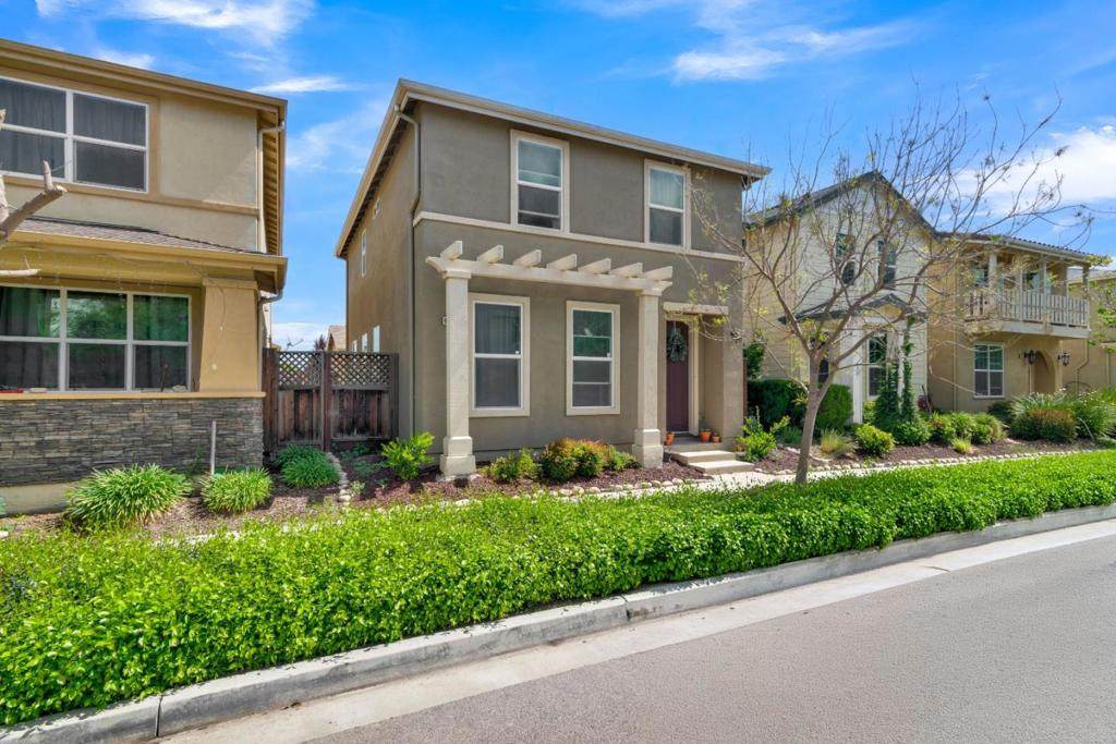642 Heirloom Place - Photo 1