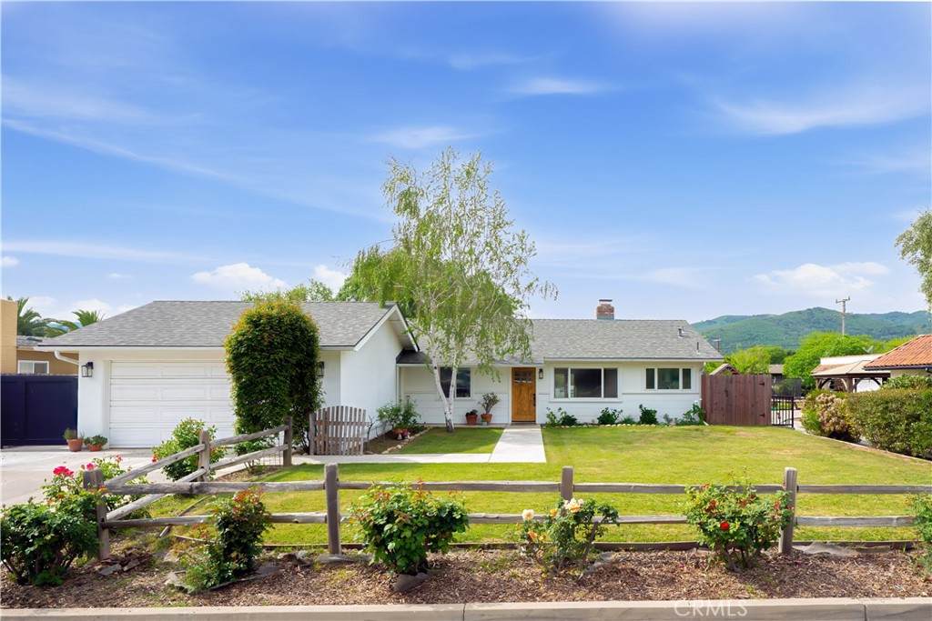 1644 Birch - Photo 1