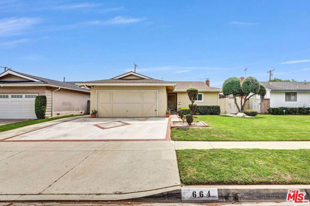 664 Elsmere Drive - Photo 1