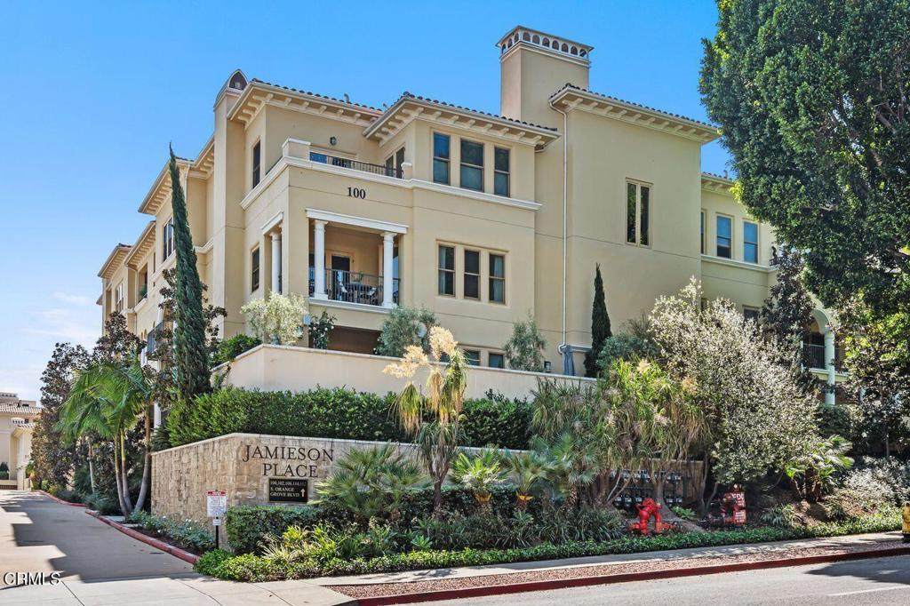 100 Orange Grove Boulevard - Photo 1