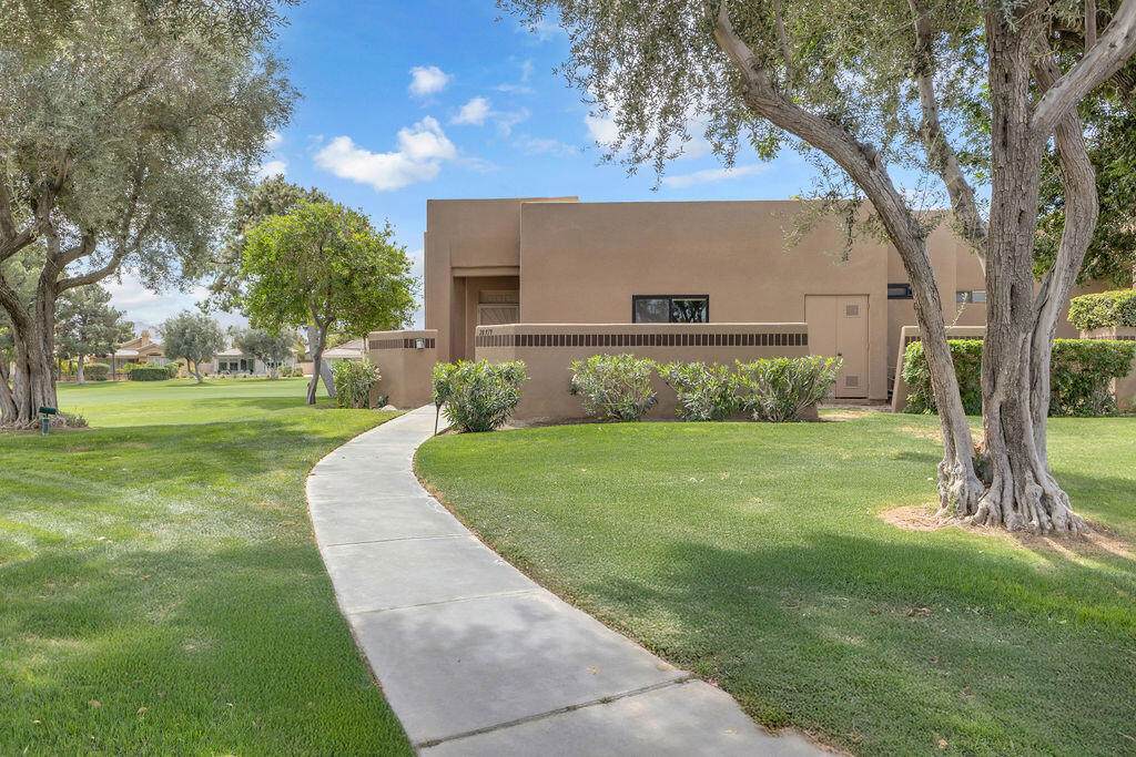 https://bt-photos.global.ssl.fastly.net/socal/orig_boomver_1_422675728-2.jpg