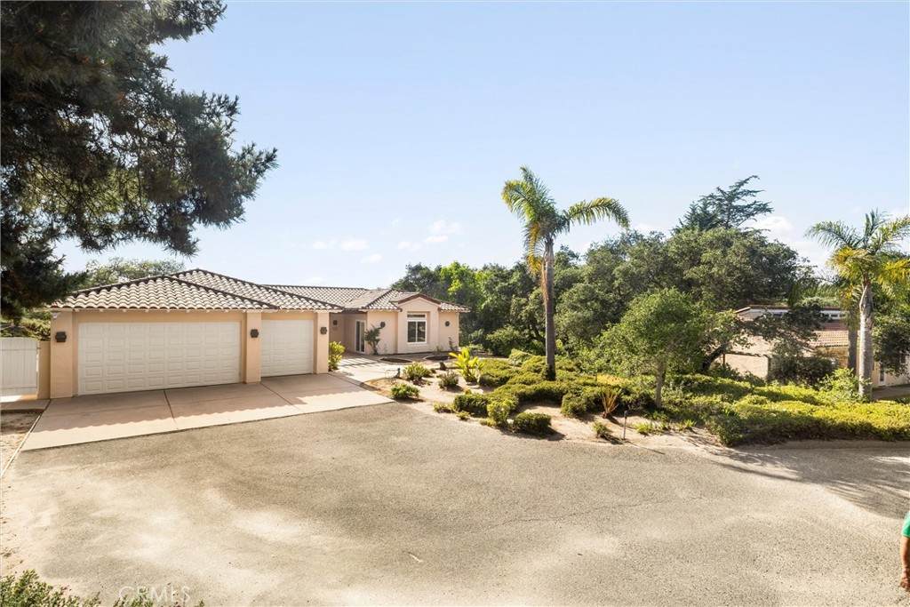1595 Chesapeake Place - Photo 1