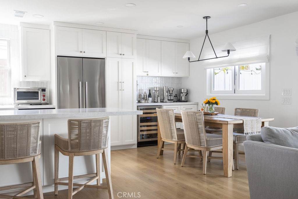 1631 Irvine - Photo 1