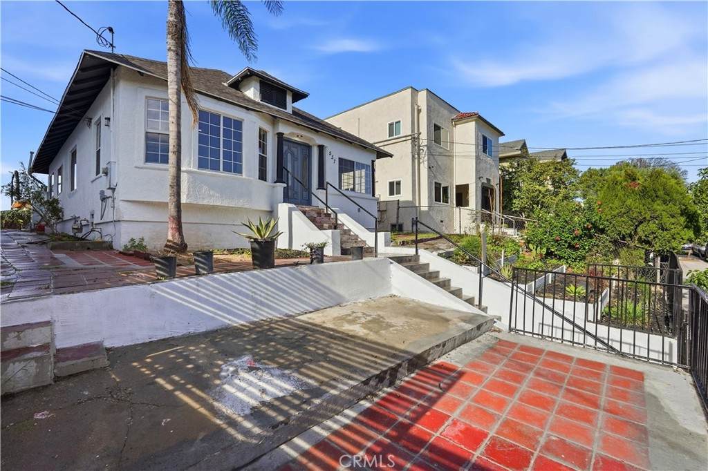 https://bt-photos.global.ssl.fastly.net/socal/orig_boomver_1_422687690-2.jpg