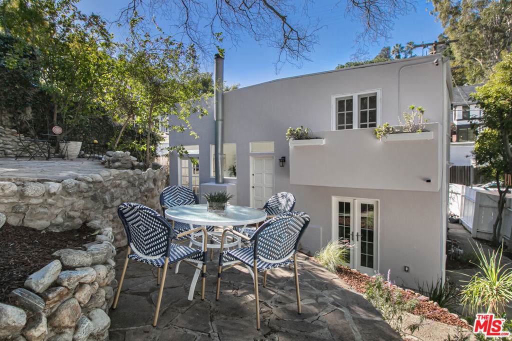 2044 Stanley Hills Drive - Photo 1
