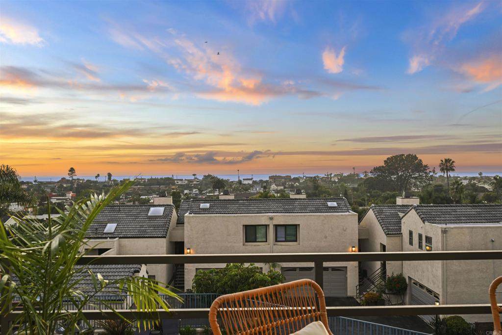 965 Hygeia Avenue - Photo 1