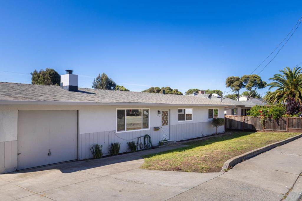 1048 Hamilton Avenue - Photo 1