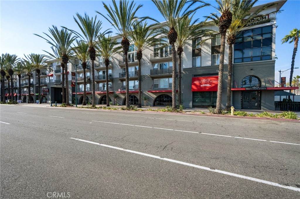https://bt-photos.global.ssl.fastly.net/socal/orig_boomver_1_422709661-2.jpg