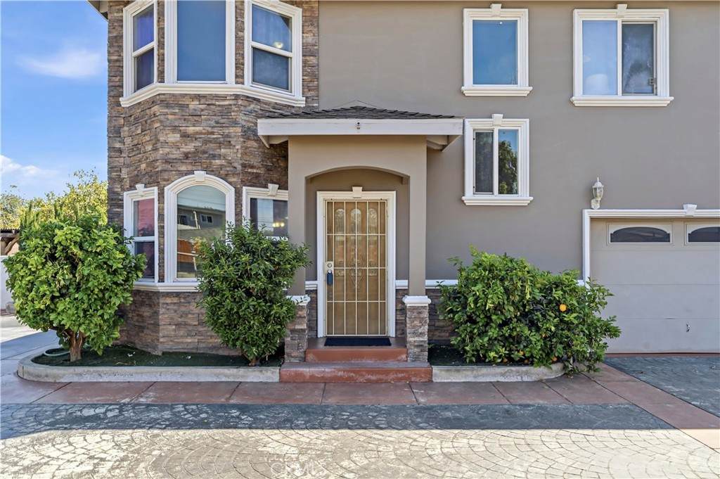 https://bt-photos.global.ssl.fastly.net/socal/orig_boomver_1_422712032-2.jpg