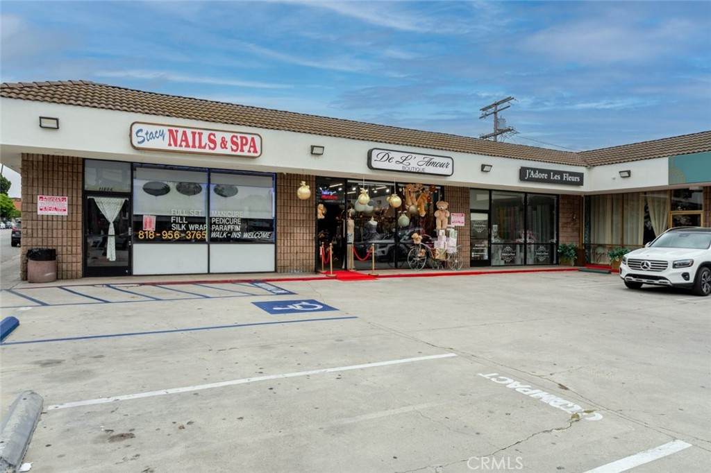 1100 Central Avenue - Photo 1