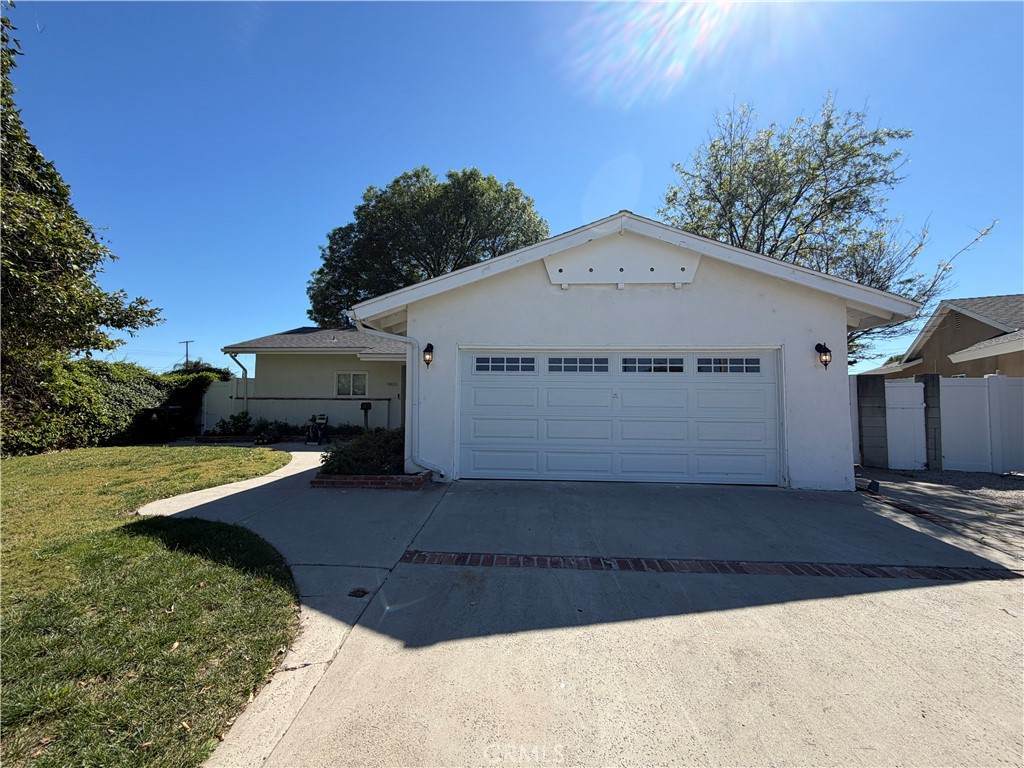 9401 Elsie Avenue - Photo 1