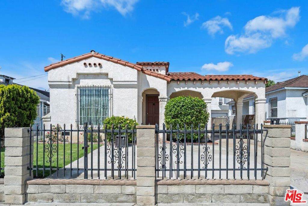 207 85th Street - Photo 1
