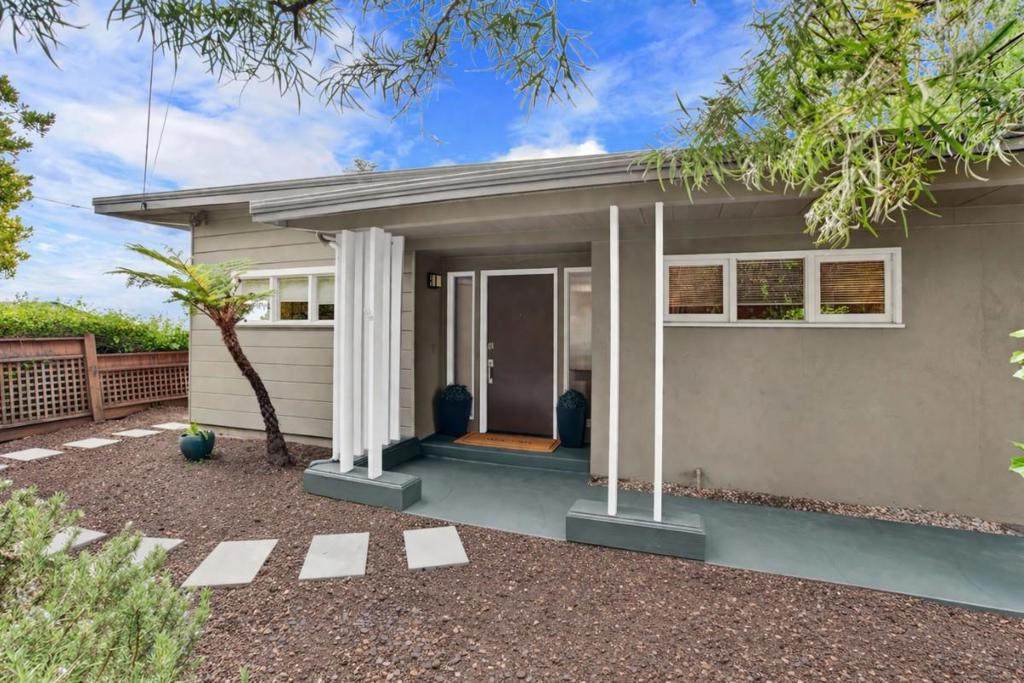 649 High Street - Photo 1