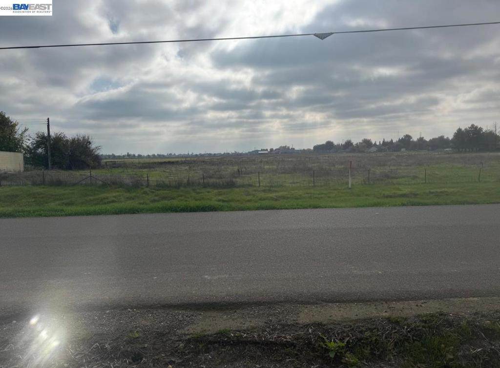 9596 Rogers Rd. - Photo 1