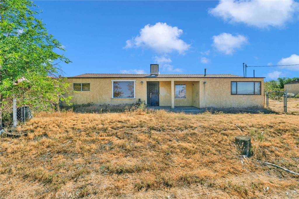 10393 Mockingbird Avenue - Photo 1