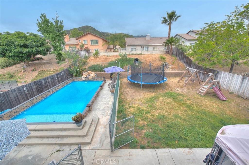 https://bt-photos.global.ssl.fastly.net/socal/orig_boomver_1_422758909-2.jpg