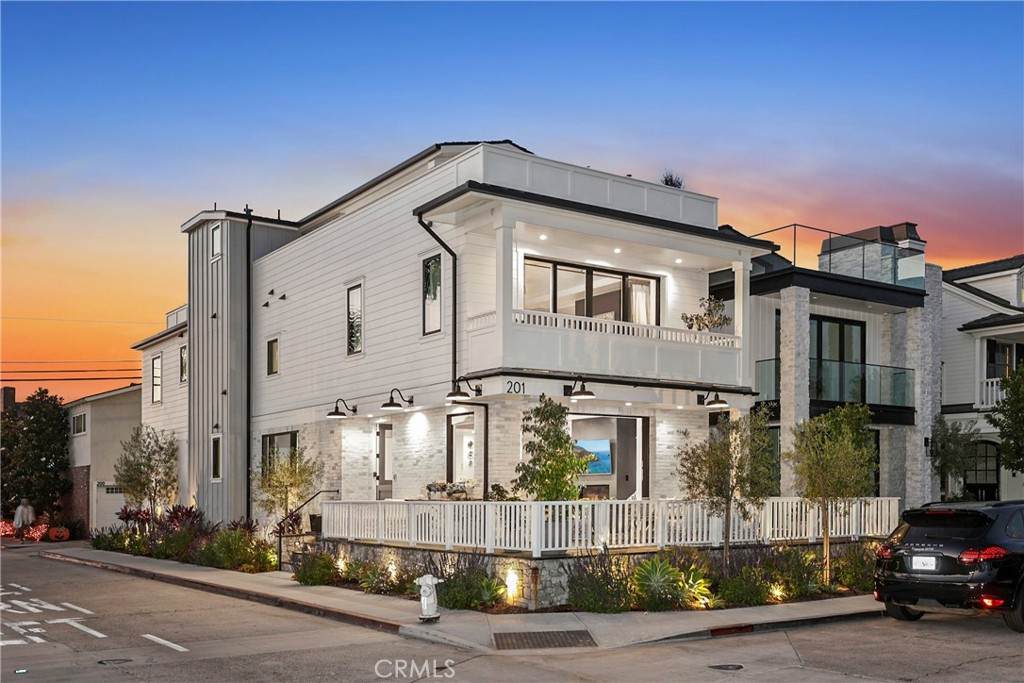 201 Opal Avenue - Photo 1