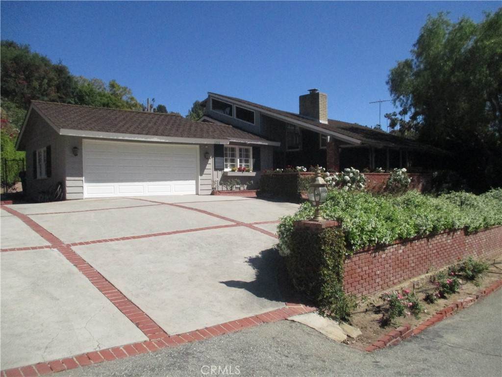 1532 Foothill Boulevard - Photo 1