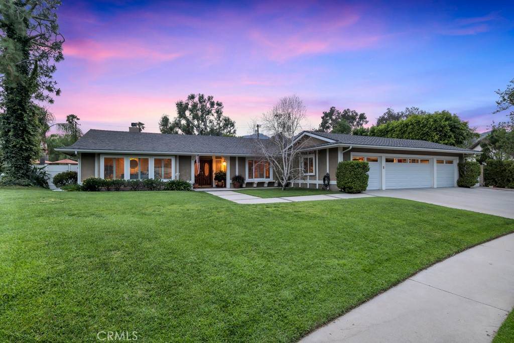 22346 Mayall - Photo 1