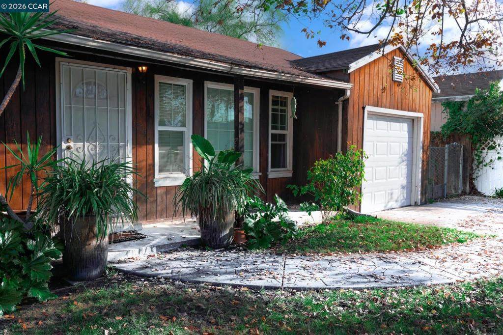 3704 San Rafael - Photo 1