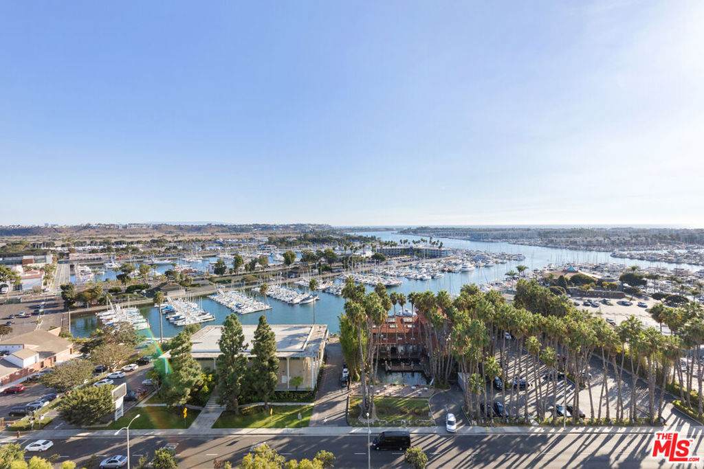 13600 Marina Pointe Drive - Photo 1