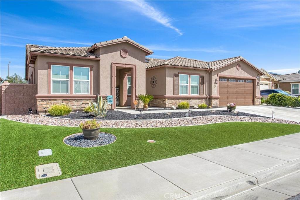 https://bt-photos.global.ssl.fastly.net/socal/orig_boomver_1_422842581-2.jpg