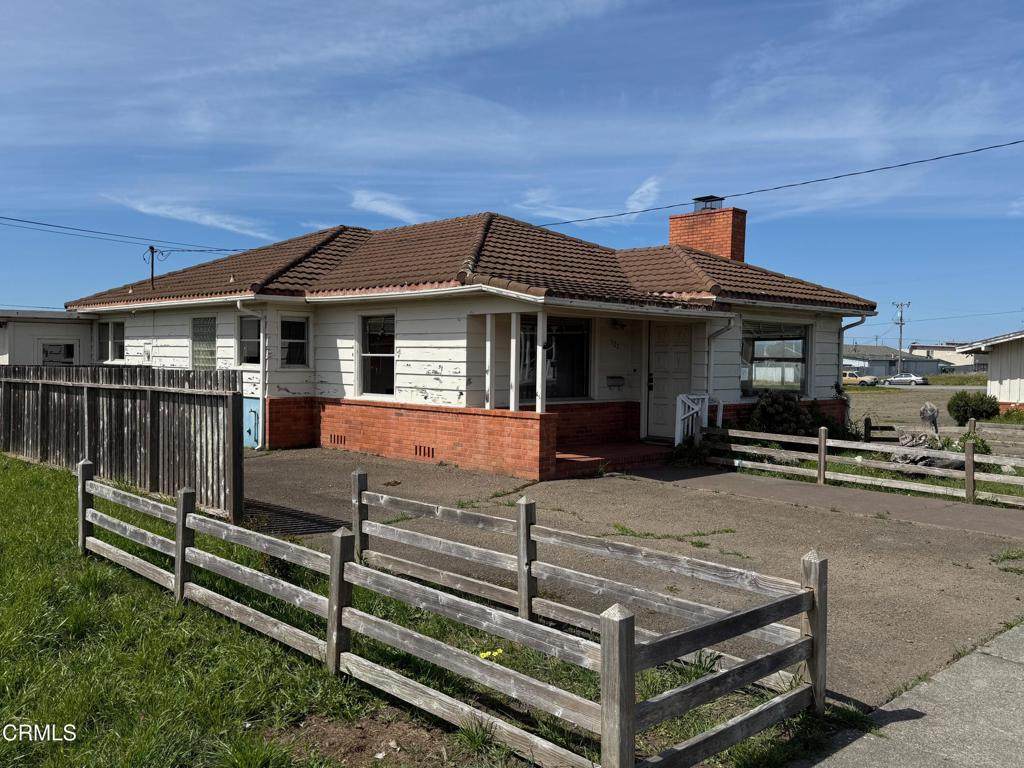 327 Franklin Street - Photo 1