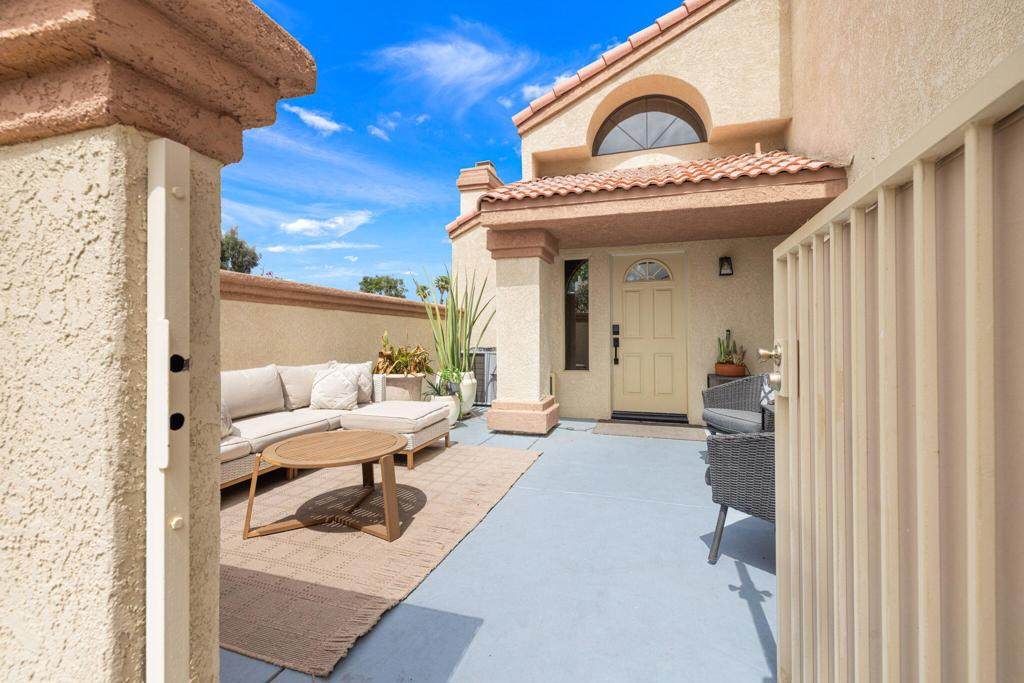 https://bt-photos.global.ssl.fastly.net/socal/orig_boomver_1_422851738-2.jpg