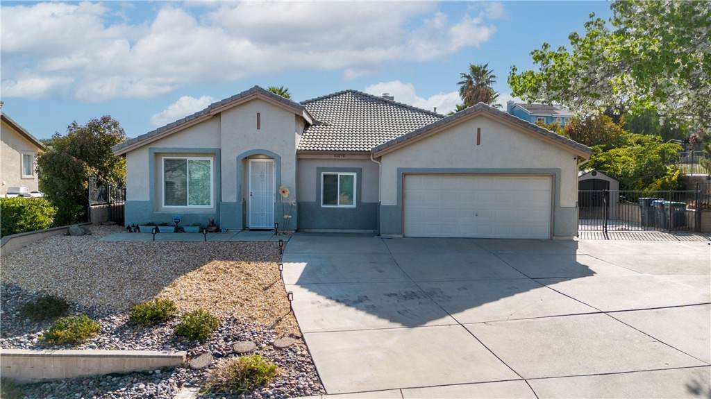 40256 Jacinto - Photo 1