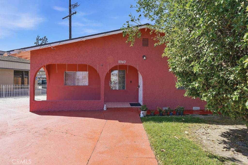 5940 Cecilia Street - Photo 1