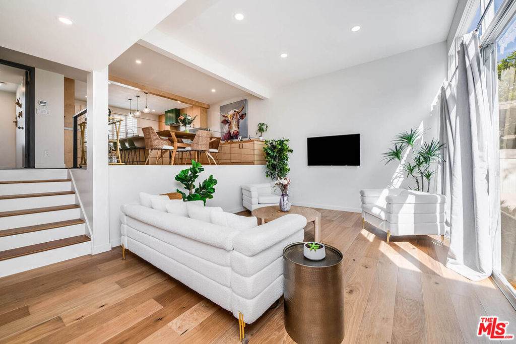 4364 Kling Street - Photo 1