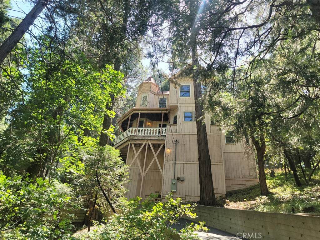 24083 Cresta Drive - Photo 1