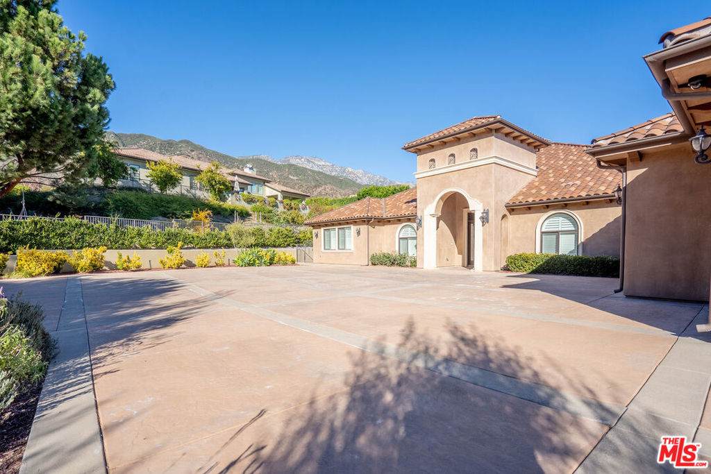 https://bt-photos.global.ssl.fastly.net/socal/orig_boomver_1_422953810-2.jpg
