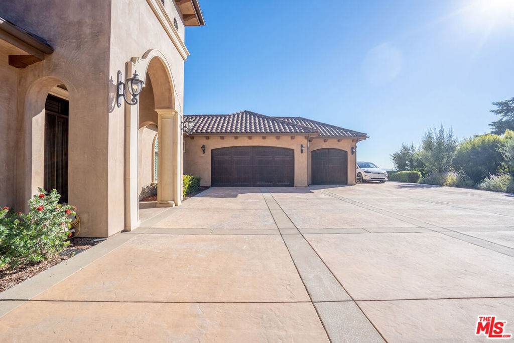 https://bt-photos.global.ssl.fastly.net/socal/orig_boomver_1_422953810-2.jpg