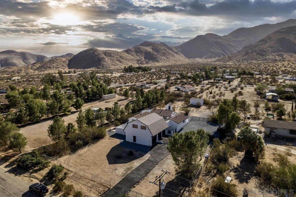 7452 Kickin Horse Trail - Photo 1