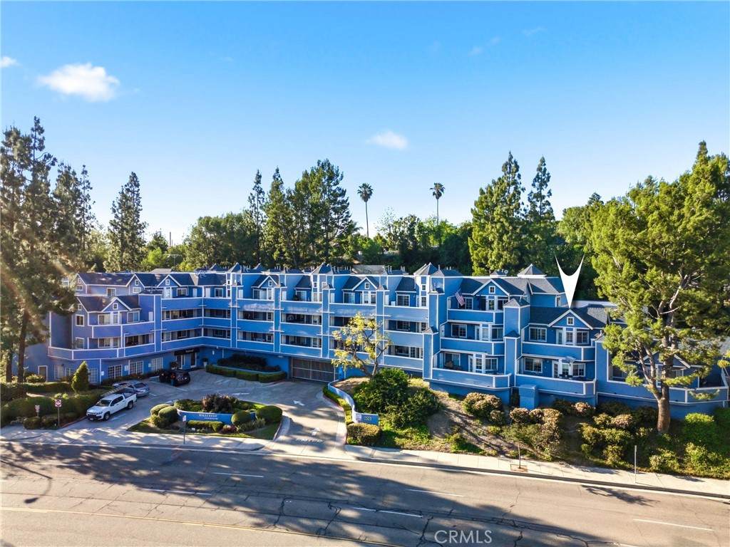 1501 Brea - Photo 1