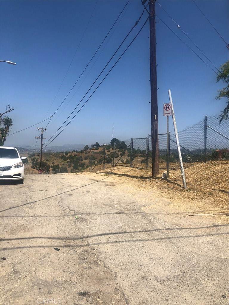 https://bt-photos.global.ssl.fastly.net/socal/orig_boomver_1_423050878-2.jpg
