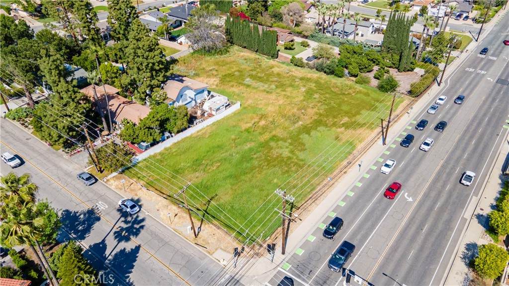 9118 Baseline Rd - Photo 1
