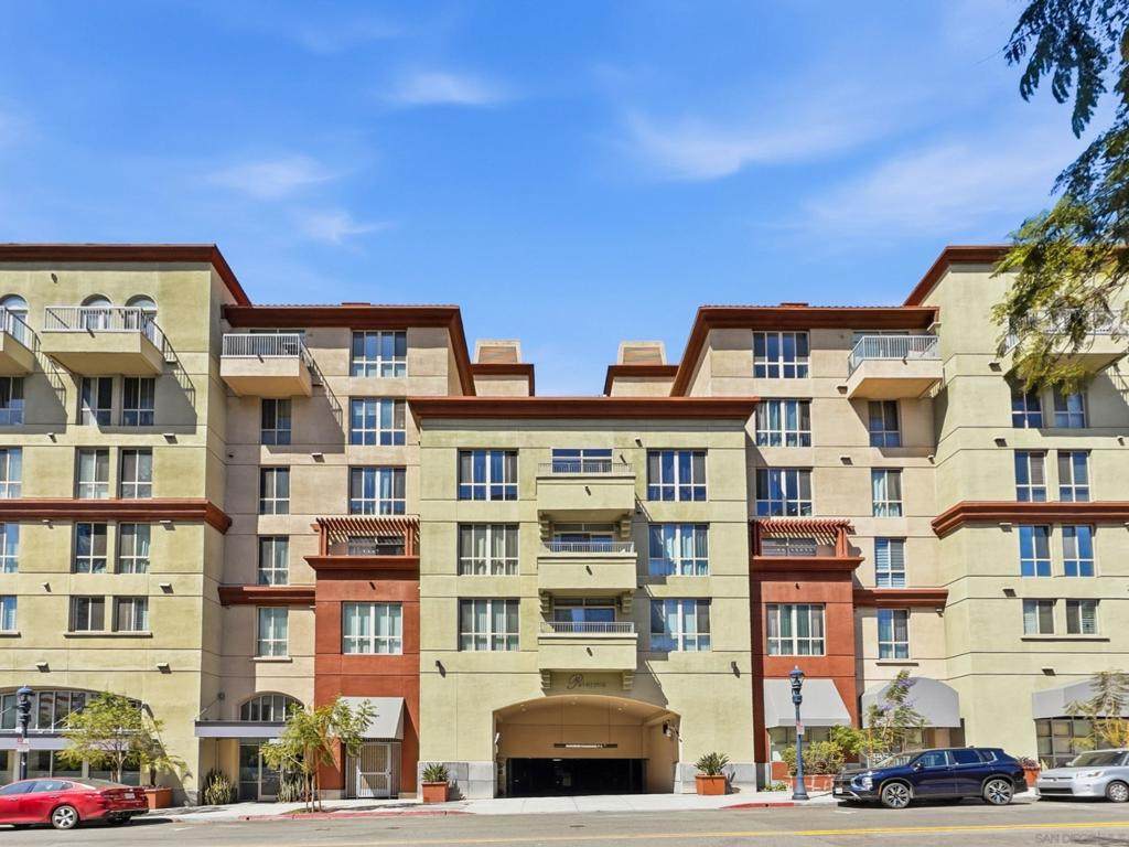 1501 Front St - Photo 1