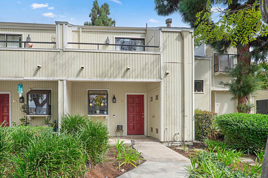 682 Sycamore Avenue - Photo 1