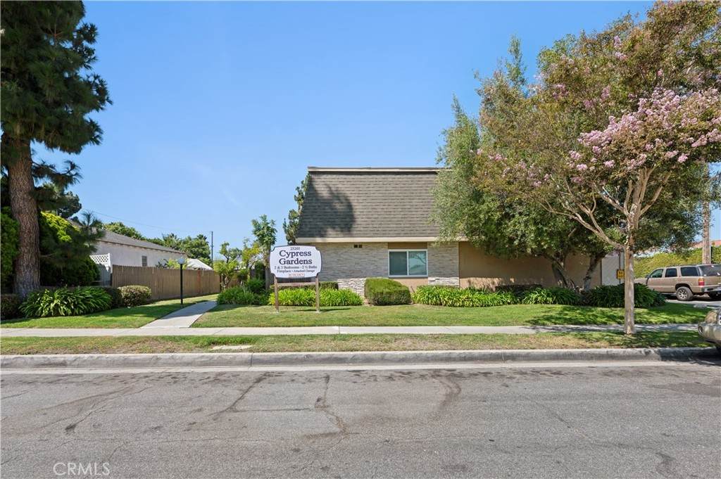 https://bt-photos.global.ssl.fastly.net/socal/orig_boomver_1_423116611-2.jpg