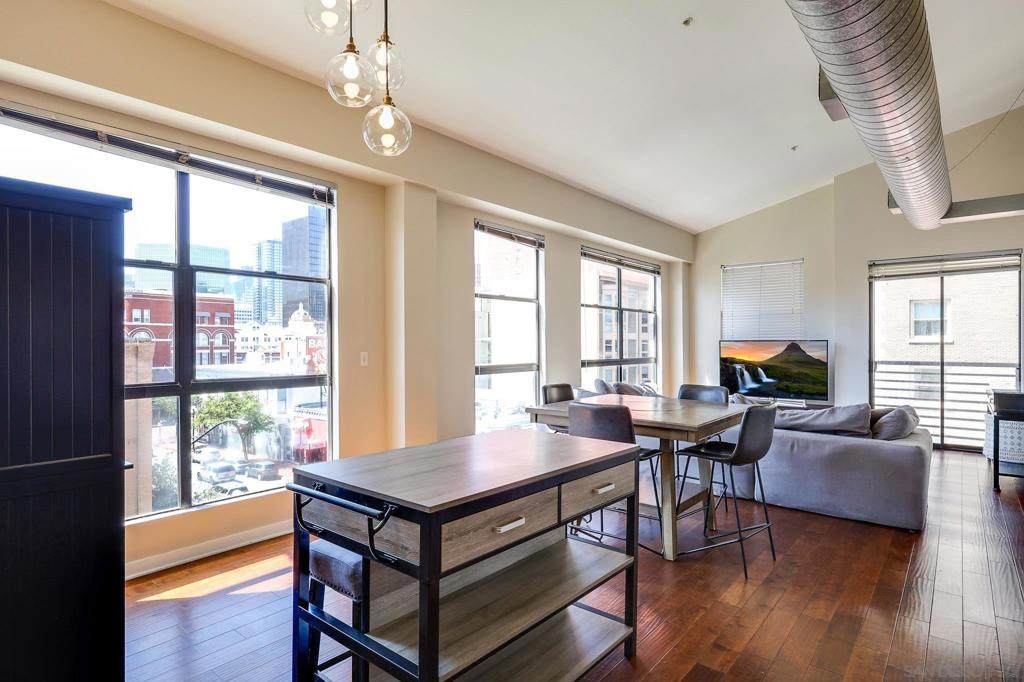 777 6Th Ave - Photo 1