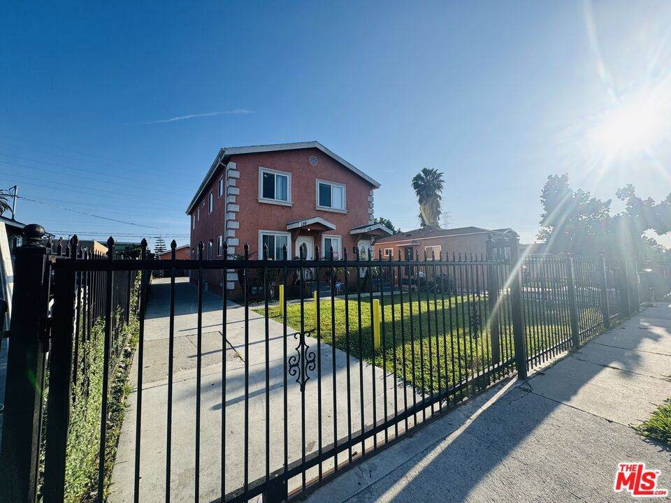 https://bt-photos.global.ssl.fastly.net/socal/orig_boomver_1_423133974-2.jpg