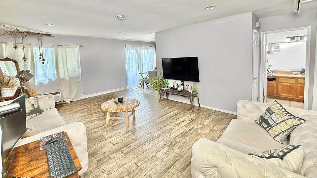 10235 Madrid Way - Photo 1