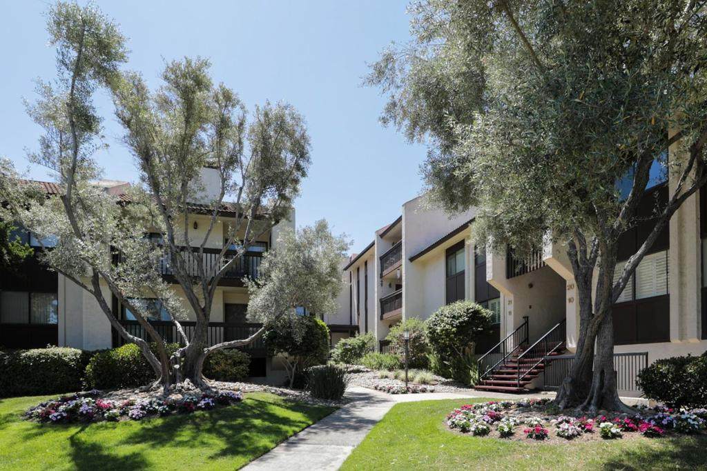 226 Edith Avenue - Photo 1