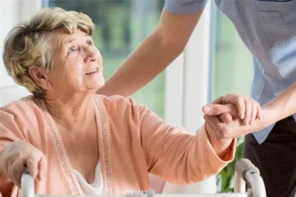https://bt-photos.global.ssl.fastly.net/socal/orig_boomver_1_423172516-2.jpg