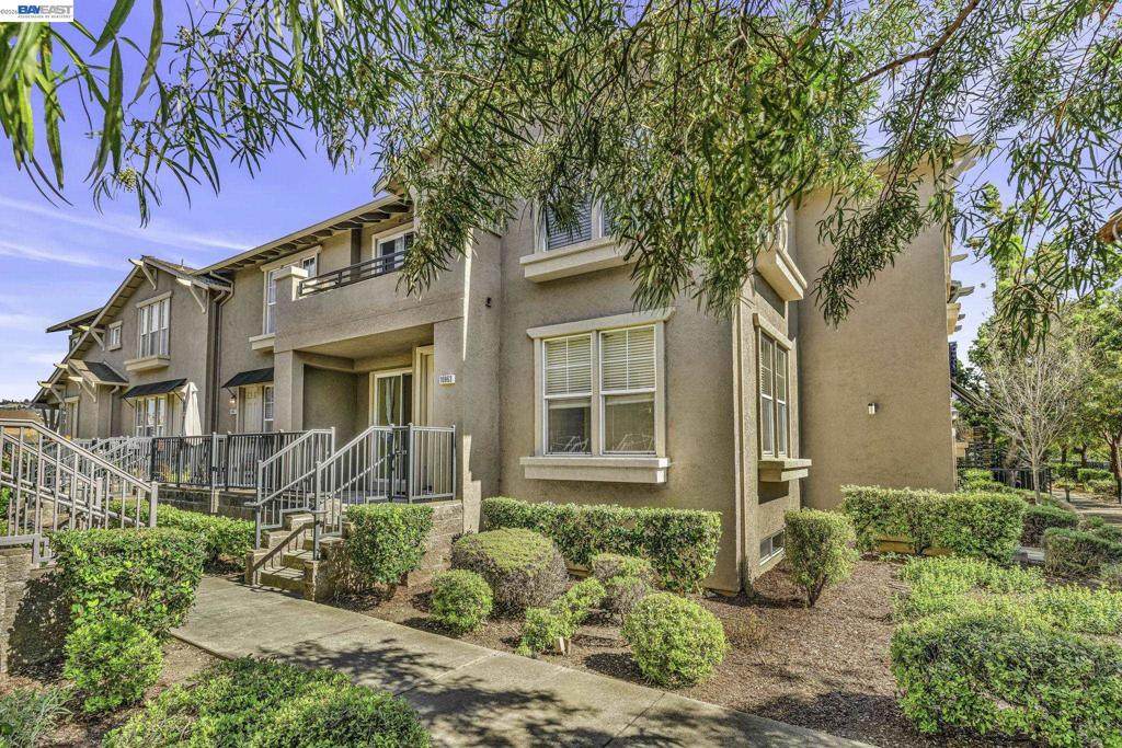 10863 Packard St - Photo 1