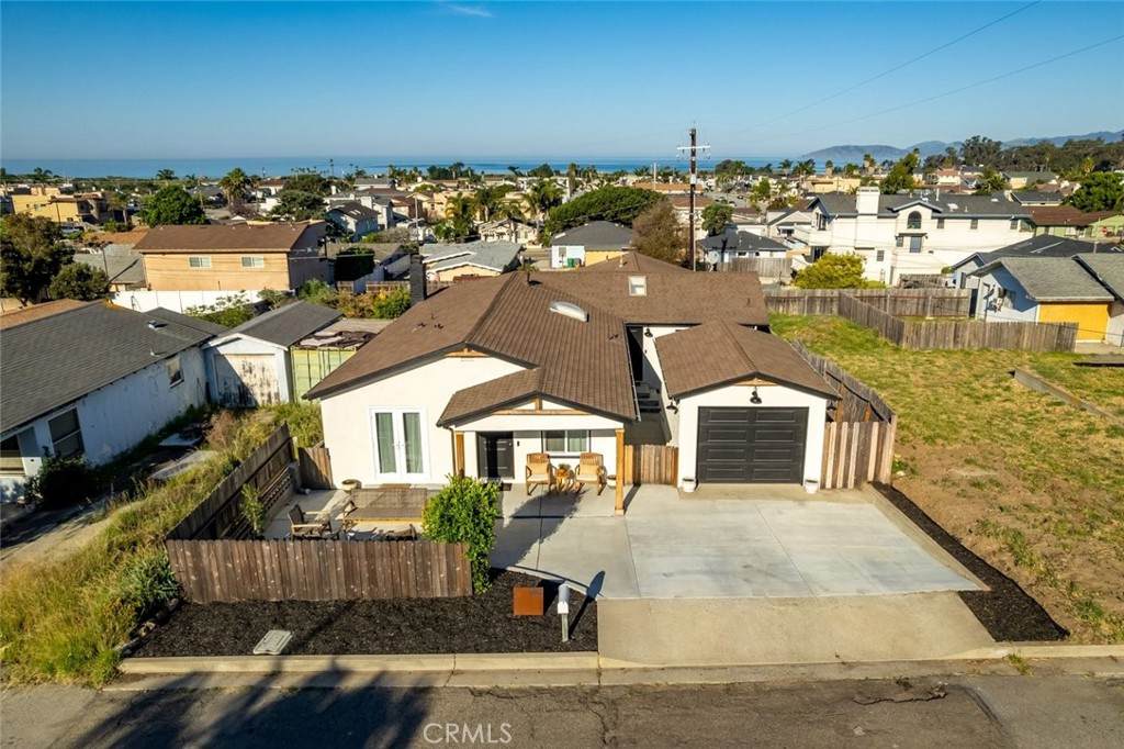 363 5th St - Photo 1