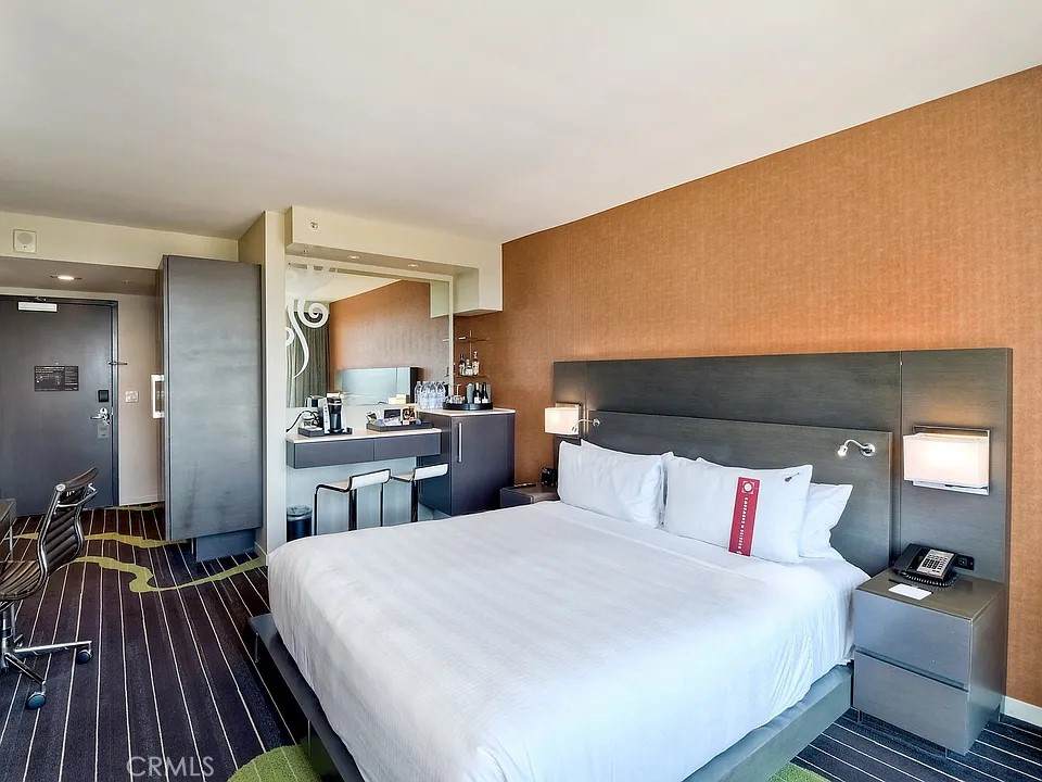 207 5th Avenue - Photo 1