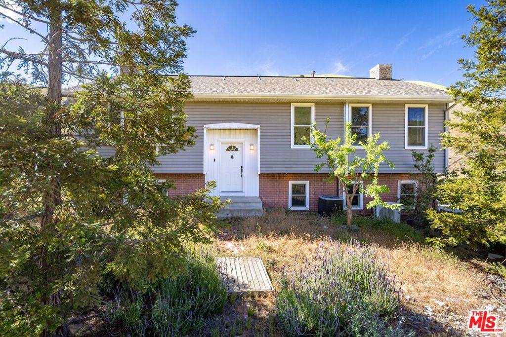 364 Lance Avenue - Photo 1